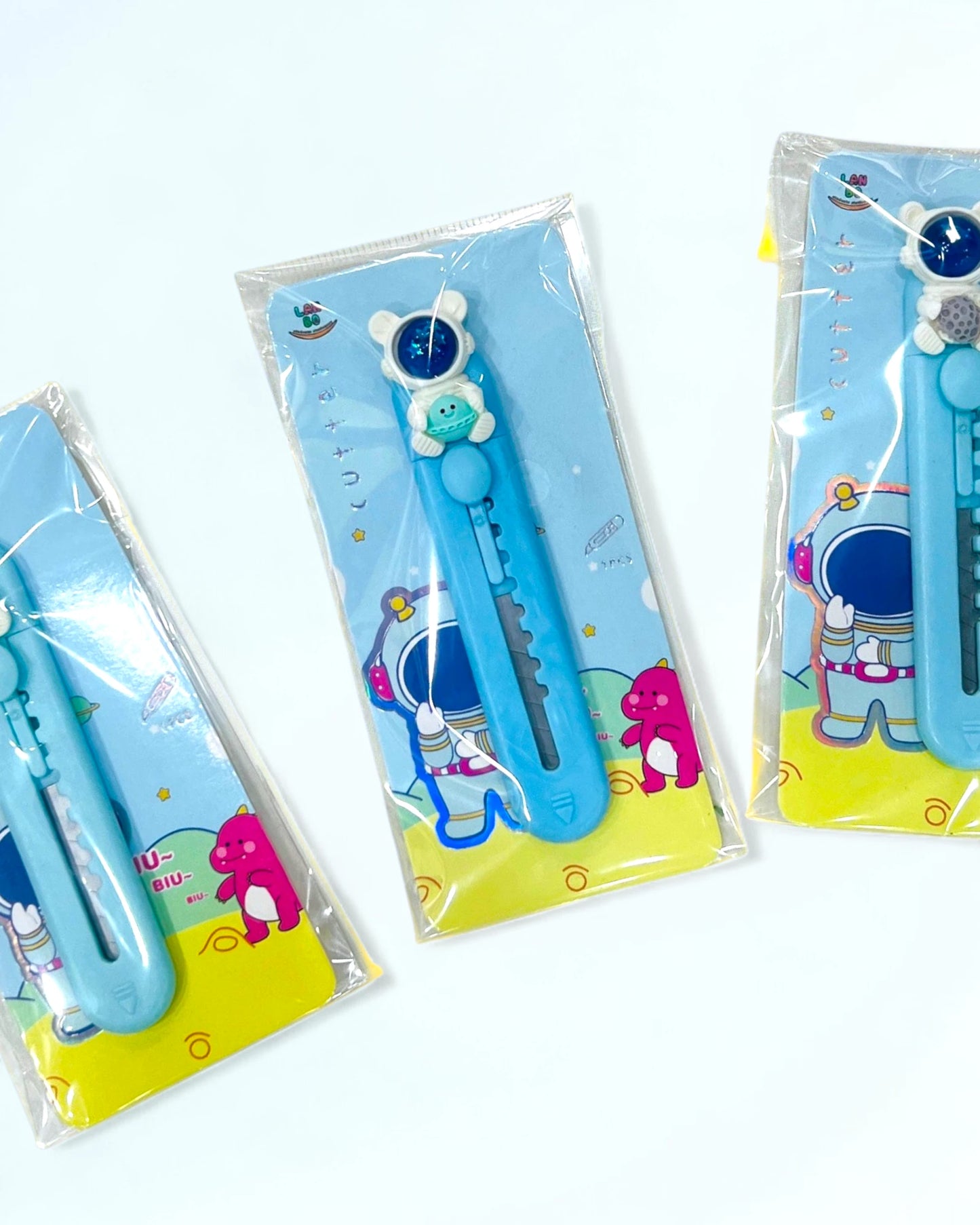 Astronaut Style Mini Cutter
