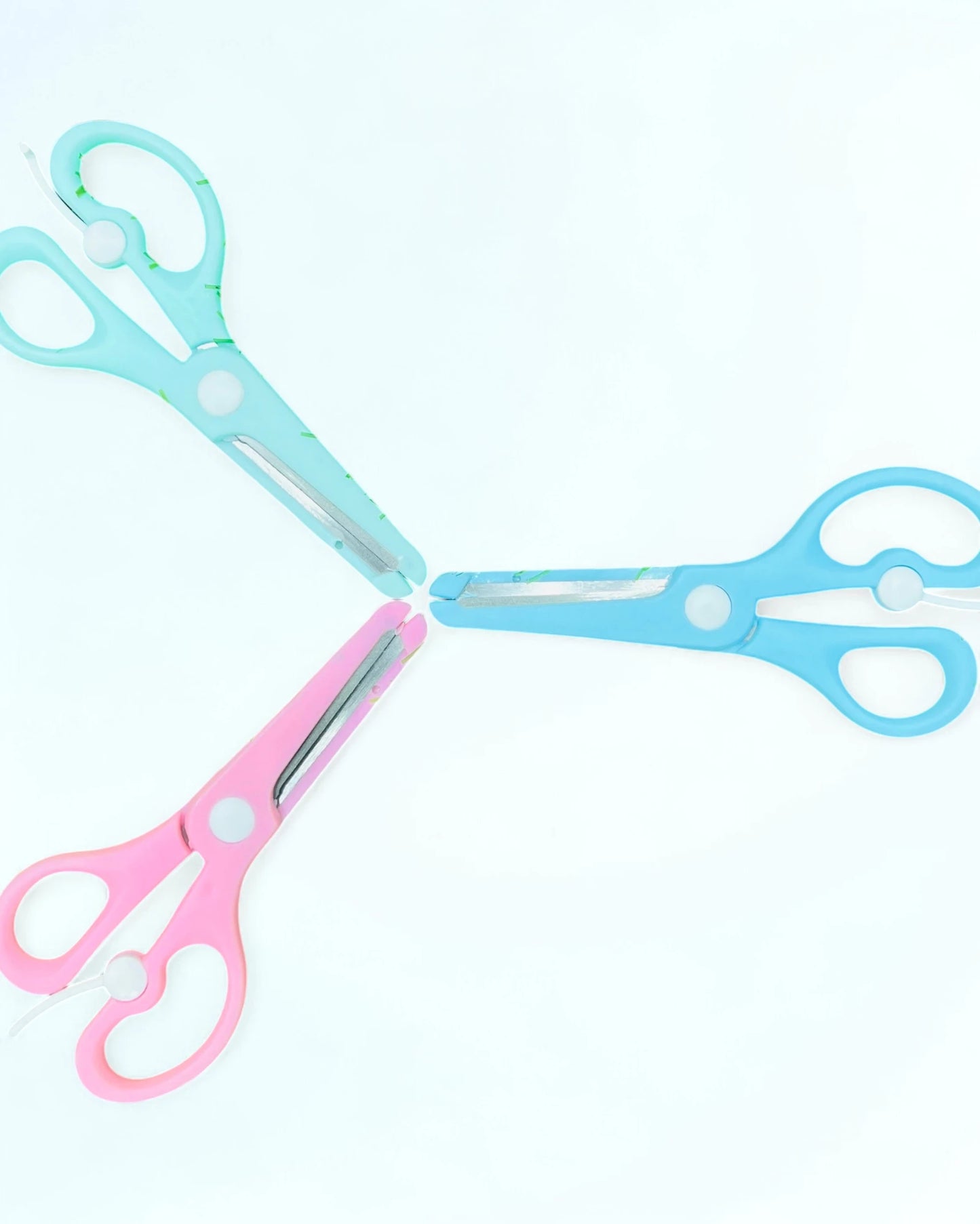 Macaroon Scissors